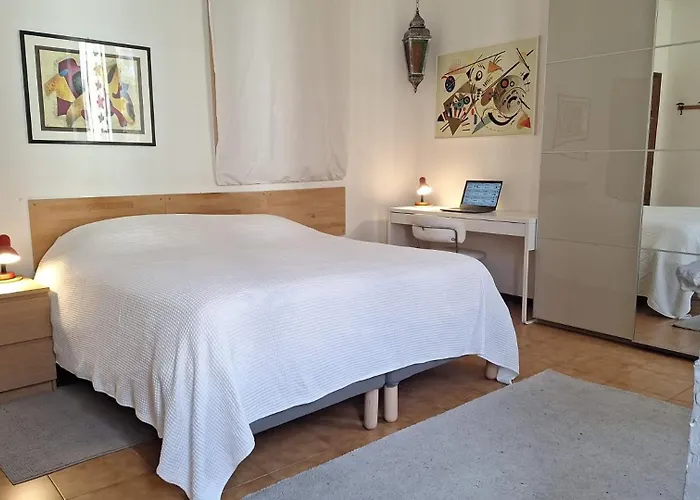 Homestay Stanza In Condiviso Nel Centro Storico Di