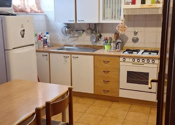 Homestay Stanza In Condiviso Nel Centro Storico Di